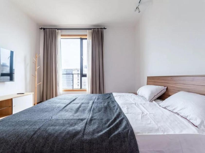 Apartment Zhome - Haiqi Garden - Four Bedroom On The Bund With Bund View *
